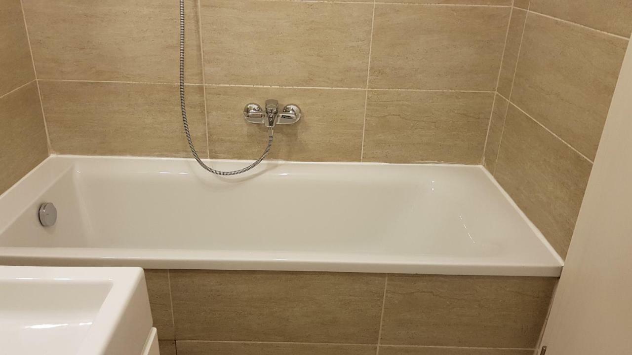 Apartament Ultracentral Monadin 2 Braşov Esterno foto