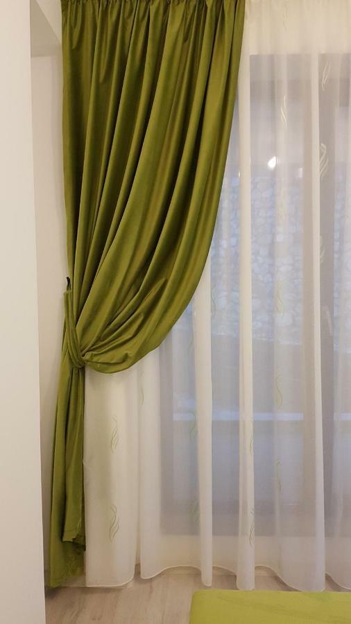 Apartament Ultracentral Monadin 2 Braşov Esterno foto