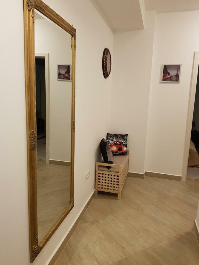 Apartament Ultracentral Monadin 2 Braşov Esterno foto