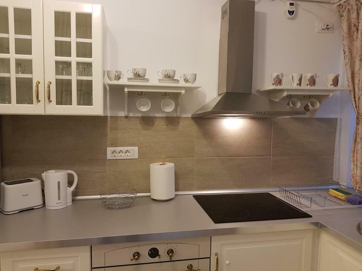 Apartament Ultracentral Monadin 2 Braşov Esterno foto